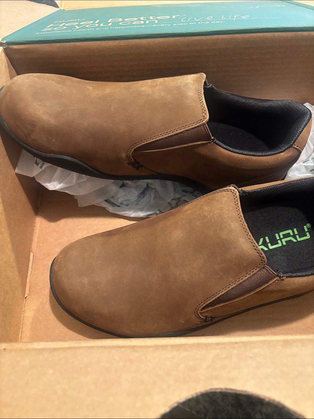 NWB Kuru Mens Kivi Leather Slip On Shoes.   Brown 10.5